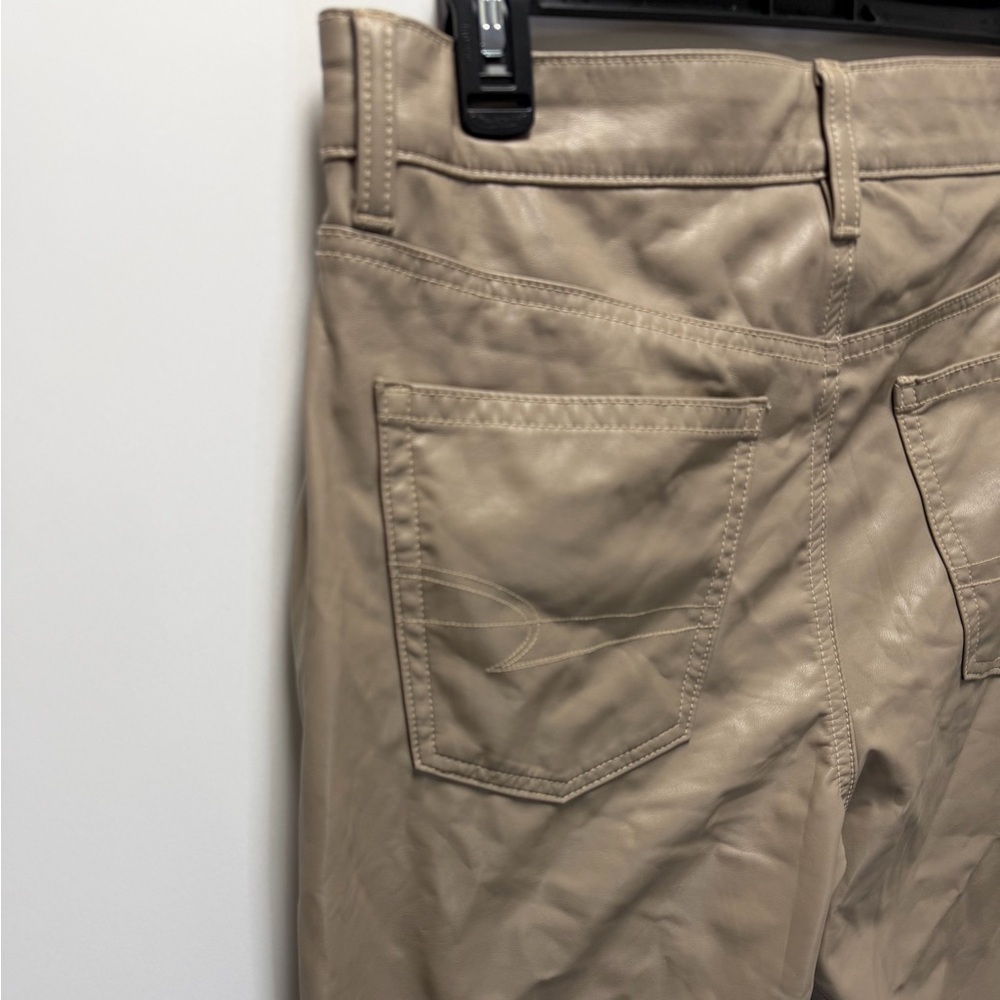 American Eagle Outfitters Women’s Vegan  Leather Super High Rise Straight 8 Long - Picture 6 of 8